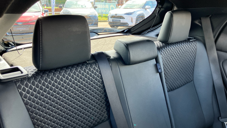 Toyota Yaris 1.5 Hybrid Dynamic 5dr CVT Hybrid Hatchback